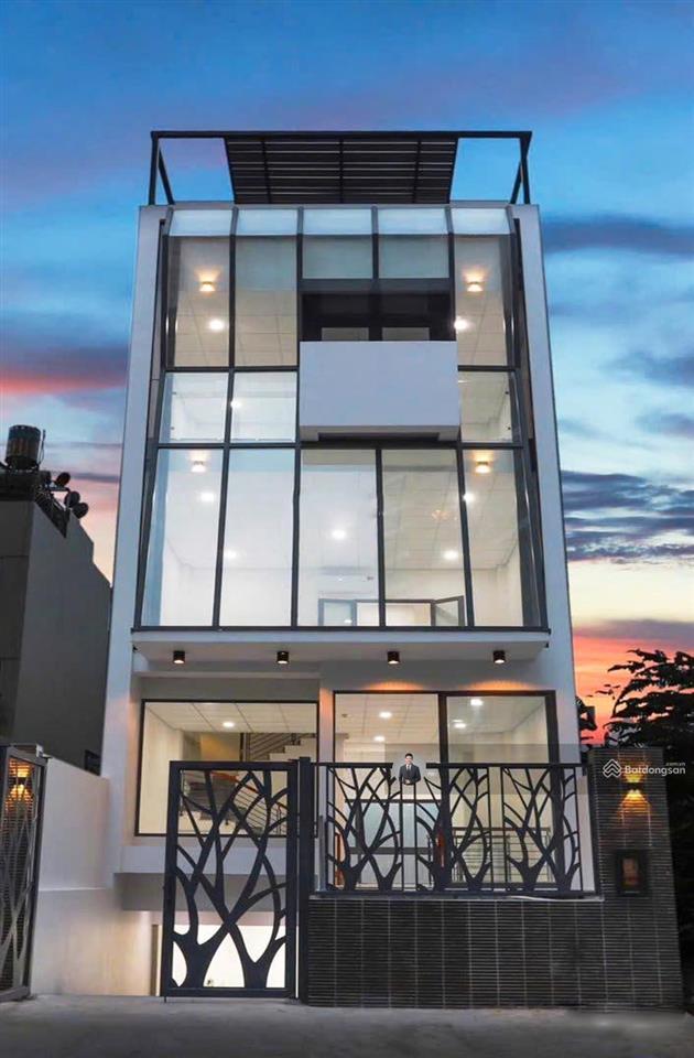 Siêu phẩm khan hiếm mặt tiền cách mạng tháng 8, quận 3  dt6x30m  4 tầng  hđt170trđ  giá 97 tỷ