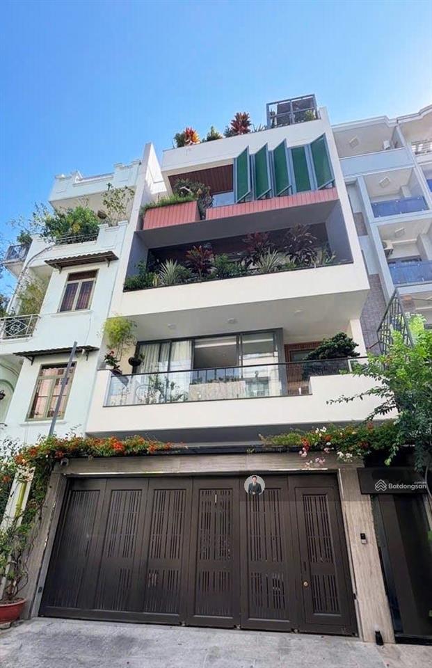 Bán nhà mt đặng văn ngữ, quận phú nhuận  dt 5,5x20m  5 tầng có tm  hđt 120trđ  giá 29,9 tỷ