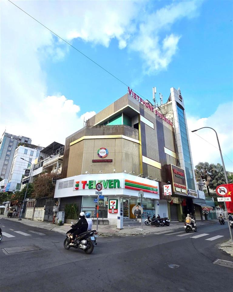 Siêu phẩm góc 2 mặt tiền nguyễn văn thủ, quận 1  dt 10x20m  3 tầng  hđt 200trđ  giá 80 tỷ