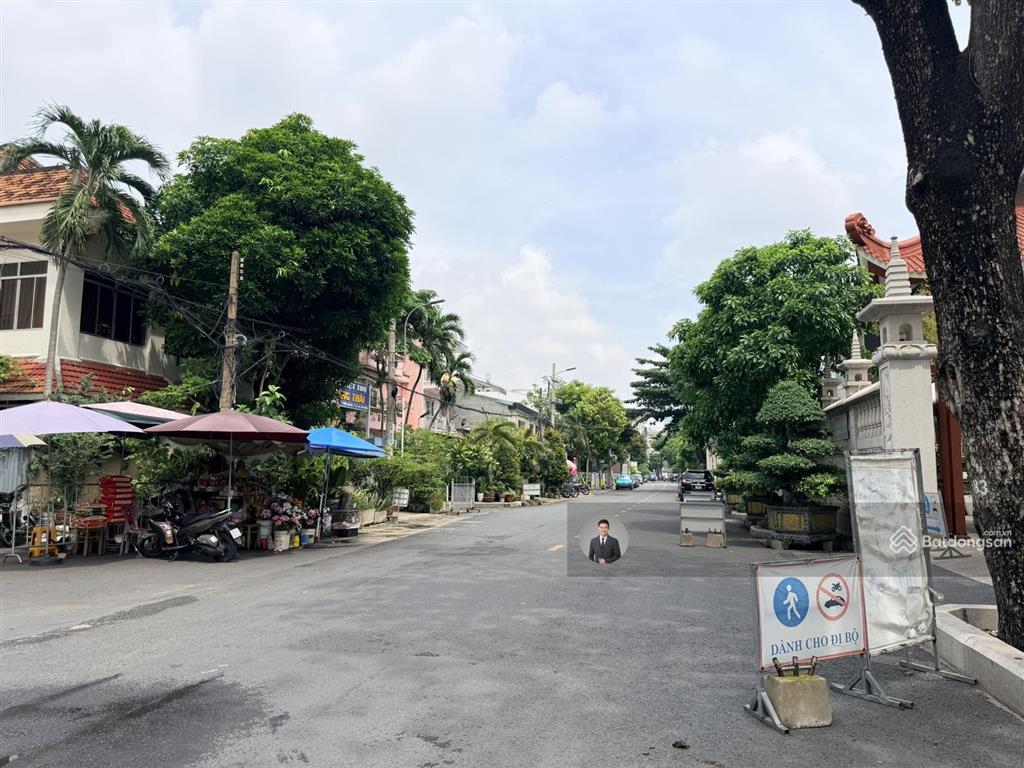 Cần bán nhà hàng chay mt huỳnh lan khanh, quận tân bình  10x20m  4 tầng  50 tỷ