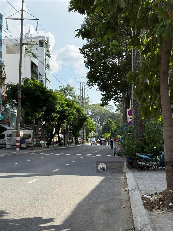 Bán nhà mặt tiền hùng vương, quận 5  dt 6x15m  5 tầng  hđt 90tr  giá 35 tỷ