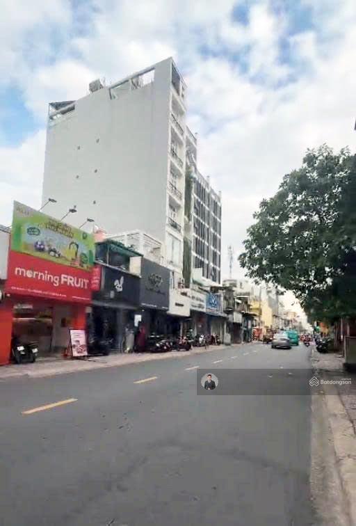 Khan hiếm bán nhà mặt tiền trần huy liệu, q. phú nhuận  dt 30x40m  3 tầng  hđt 350trđ  175 tỷ