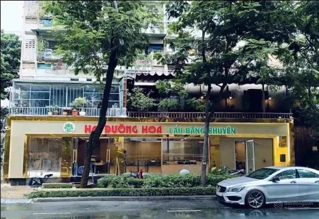 Bán nhà góc 2 mặt tiền trương định, quận 3  dt 22x25m  3 tầng  hđt 300trđ/tháng  giá 250 tỷ