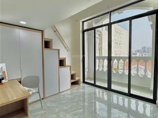 Cănn hộ duplex bancol trắng  gần lotte mart, tdtu, rmit  tiện di chuyển qua q1,3,4,8