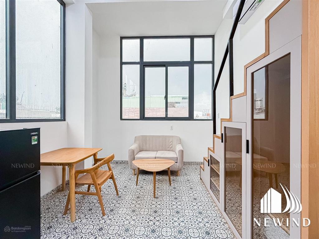 Cho thuê căn phòng view sài gòn cực đẹp gác bancol kế rmit, him lam, sunrise city, quận 7 kế quận 4