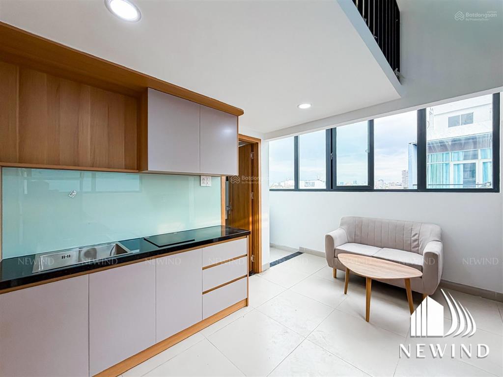 Cho thuê căn phòng view sài gòn cực đẹp gác bancol kế rmit, him lam, sunrise city, quận 7 kế quận 4