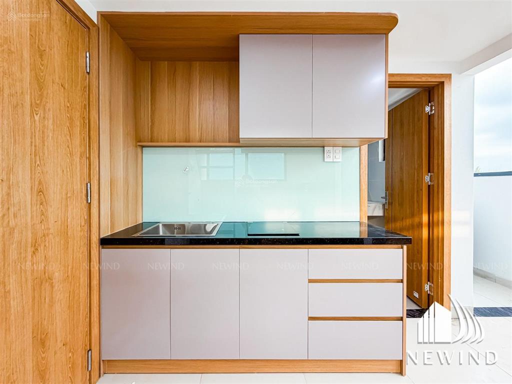 Cho thuê căn phòng view sài gòn cực đẹp gác bancol kế rmit, him lam, sunrise city, quận 7 kế quận 4