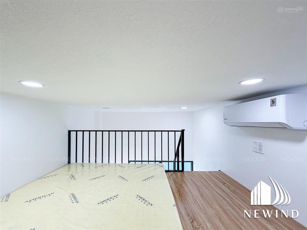 Cho thuê căn phòng view sài gòn cực đẹp gác bancol kế rmit, him lam, sunrise city, quận 7 kế quận 4