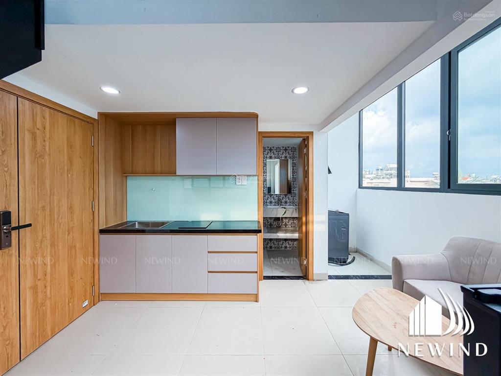 Cho thuê căn phòng view sài gòn cực đẹp gác bancol kế rmit, him lam, sunrise city, quận 7 kế quận 4