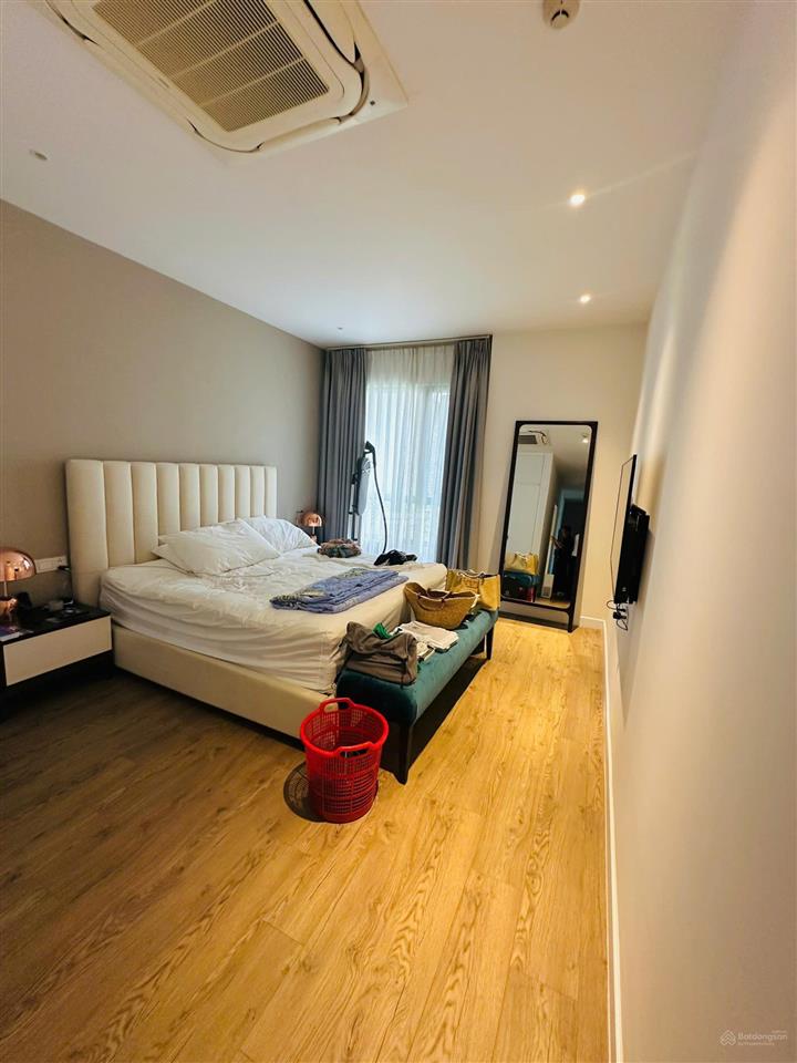 Cần bán pool villa view l81 dự án căn hộ đảo kim cương quận 2, diện tích 755m2 có hồ bơi riêng