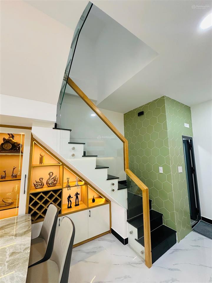 Siêu phẩm 6,7 tỷ gần chợ bà chiểu  vài bước chân ra mặt tiền  3 tầng  4pn bán full nội thất