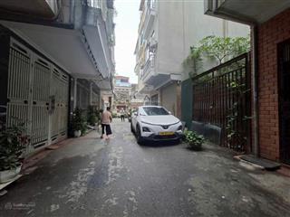 Cần bán mảnh đất vị trí đẹp khu vực ngã tư sở, quận thanh xuân, phù hợp ở và kinh doanh