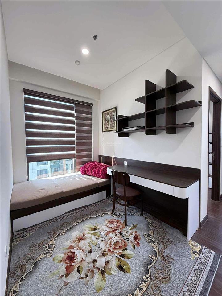 Cho thuê căn góc 2pn+ h3 masteri waterfront view hồ ngọc trai full nội thất đẹp