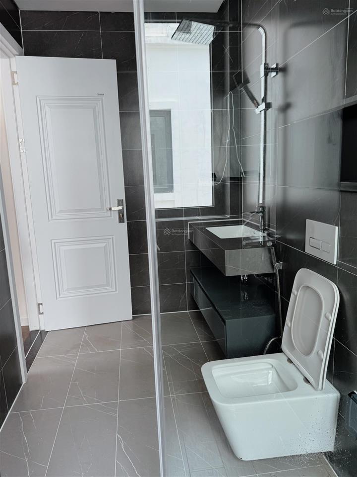 Cho thuê biệt thự căn góc trung tâm san hô 14, vinhomes ocean park 2