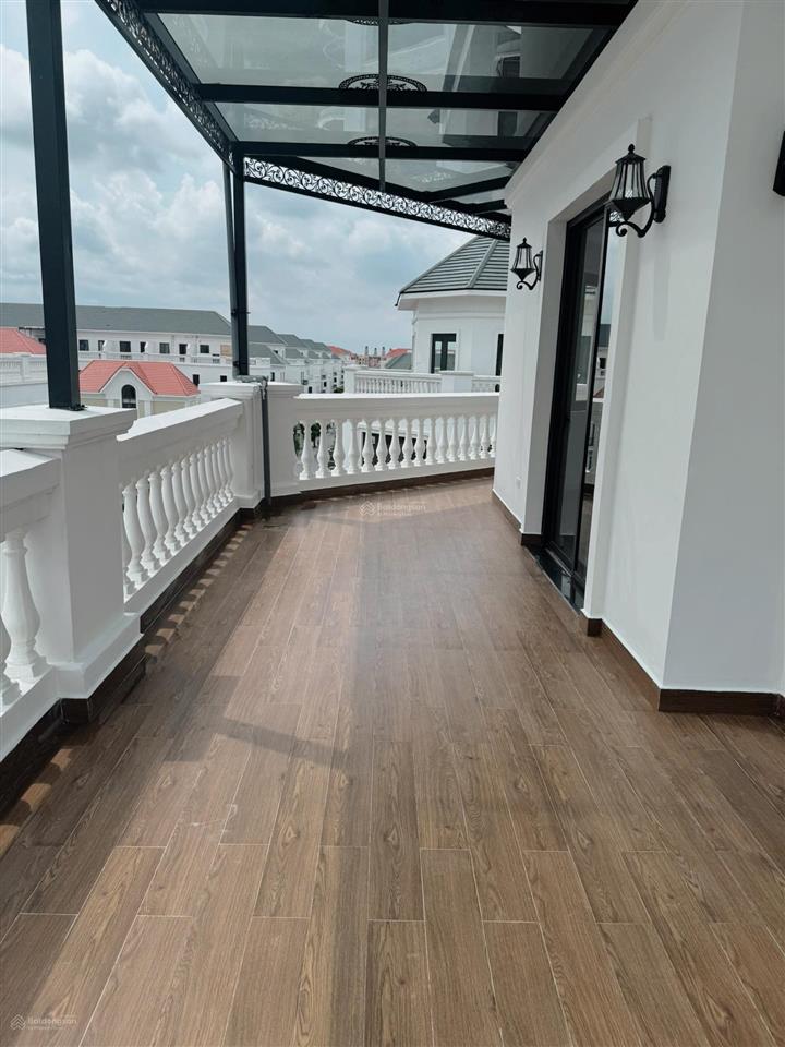 Cho thuê biệt thự căn góc trung tâm san hô 14, vinhomes ocean park 2