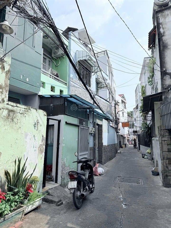 Nhà 3 tầng diện tích lớn sẵn dòng tiền 14tr/tháng 9.97 tỷ tl vị trí ngay chợ cây quéo