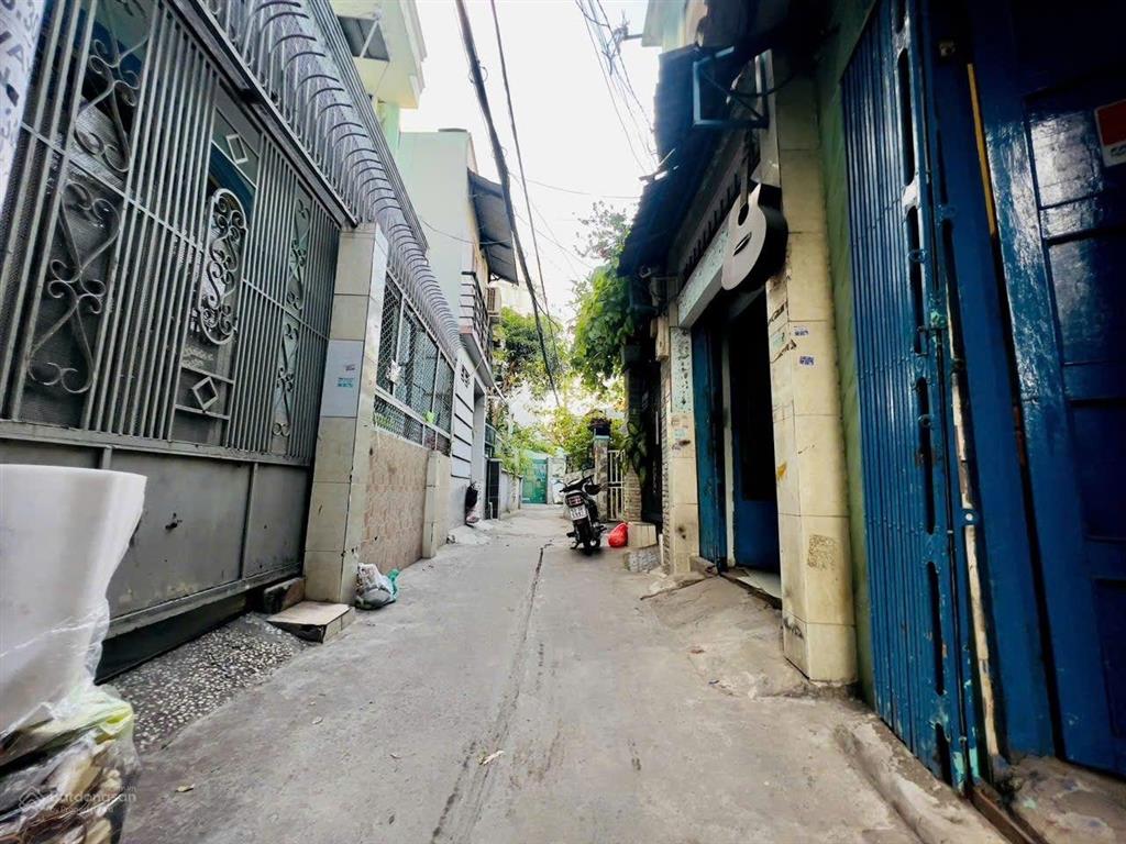 Cần bán gấp hạ ngay 1 tỷ chỉ còn 6.5 tỷ hot nơ trang long, bình thạnh tương lai mặt tiền