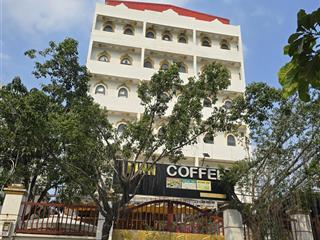 Ngộp bank! bán gấp tòa chdv khan hiếm thảo điền hầm + 7 tầng, dt 250m2 (10x25m) giá chỉ 48 tỷ
