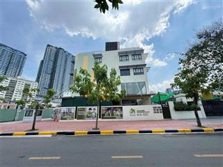 Chuyển nhượng trường học quốc tế rộng 1700m2 khu thảo điền, hđ thuê gần 4%/năm giá tốt chỉ 189tr/m2