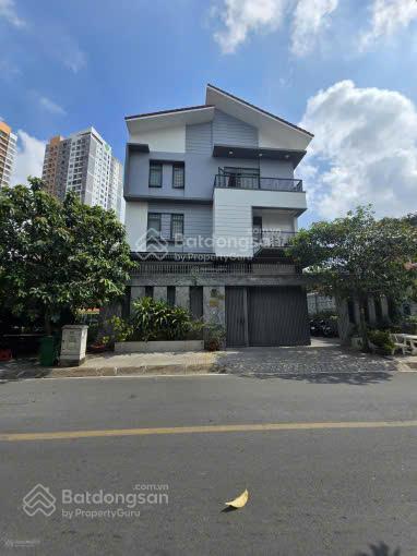 Bán gấp thanh lý biệt thự góc 2 mt có hồ bơi khu dân cư vip quận 2 (10mx20m) giá 30 tỷ