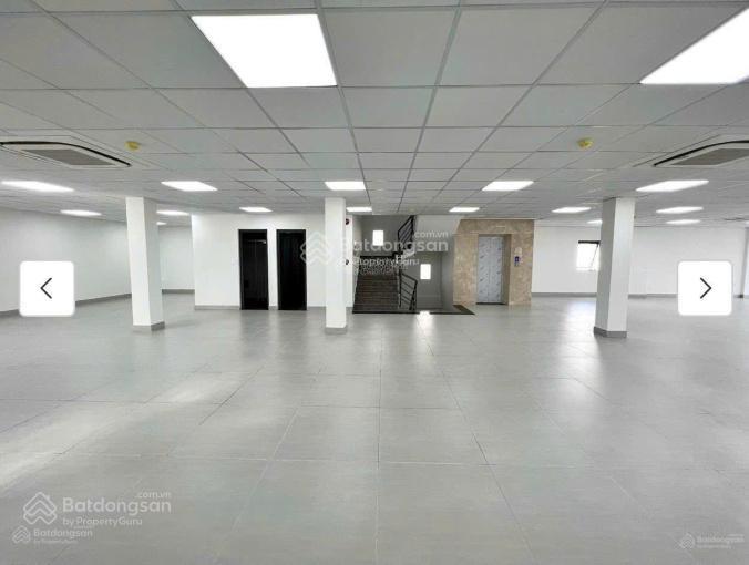 Bán gấp tòa nhà vp dòng tiền 5%/năm dt (15mx30m) mặt tiền đường vip phạm văn bạch, quận tân bình