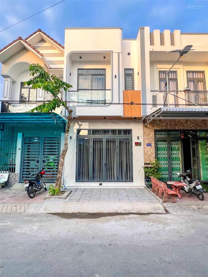 Nhà ngộp tại tân hiệp giá 1tỷ650