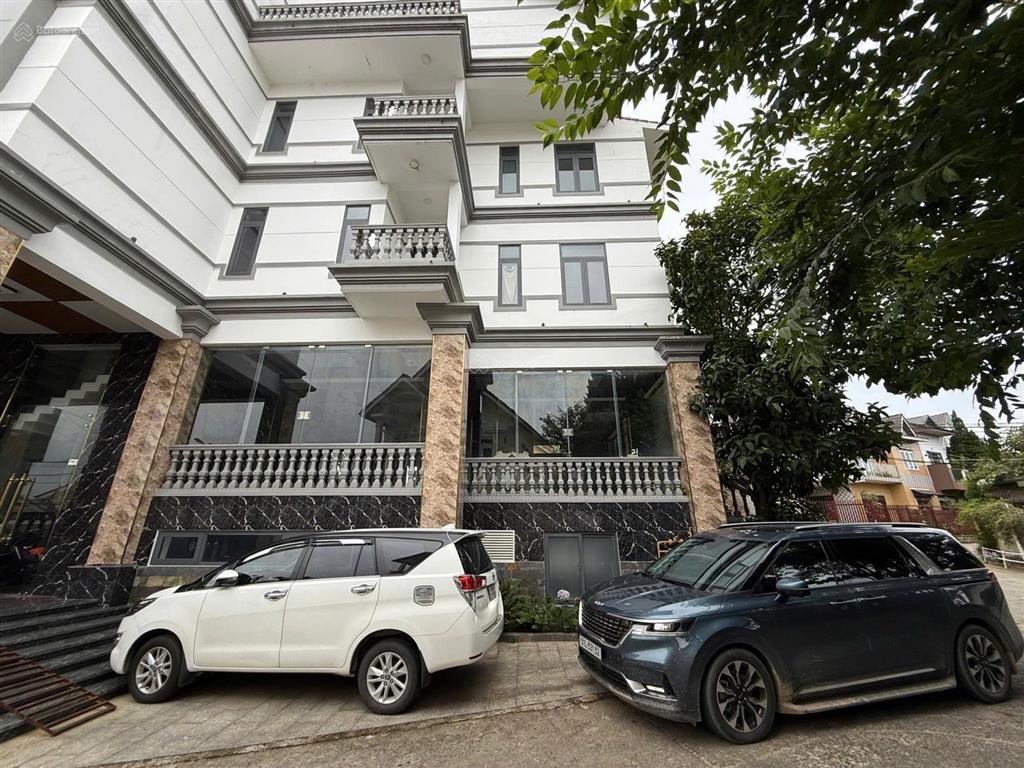 Chỉ 30 tỷ bạn đã sở hữu ks 1000m2 sàn ở đường cô giang  đà lạt