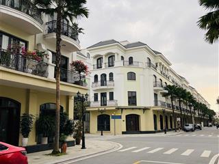 Chà là  48m2
hướng tây bắc
sẵn sổ, không vay, không thế chấp
giá 7 tỷ