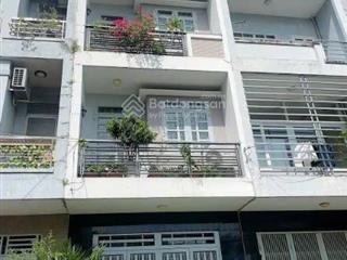 Bán nhà phú thọ hòa quận tân phú , hxh , dt 4mx19m , xây 2 lầu btct , 4pn , chủ gấp bán