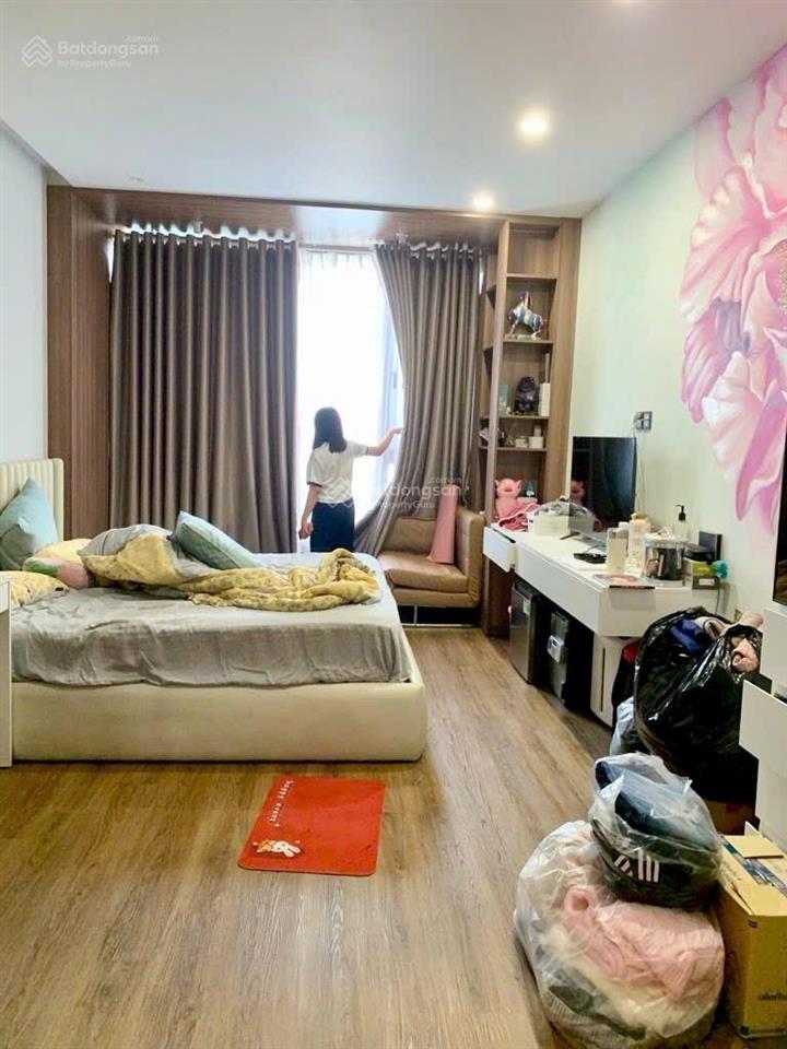 Nhà mặt tiền thái phiên quận 11  57m2  4 lầu 4pn shr chỉ nhỉnh 17 tỷ tl mạnh