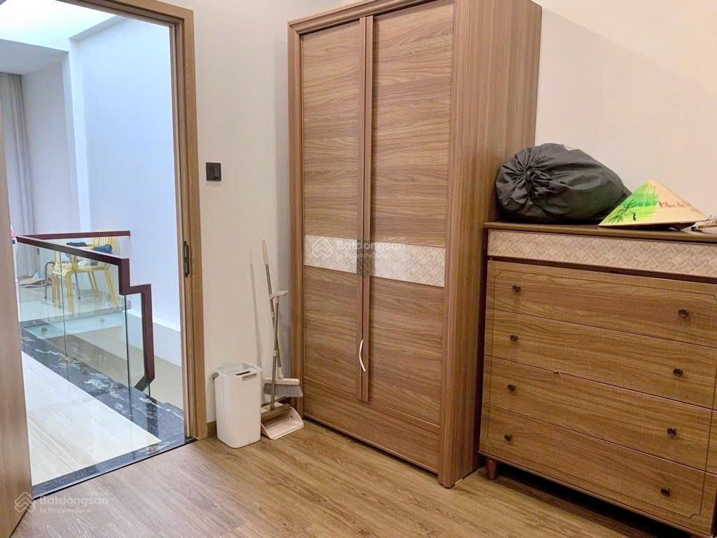 Nhà mặt tiền thái phiên quận 11  57m2  4 lầu 4pn shr chỉ nhỉnh 17 tỷ tl mạnh