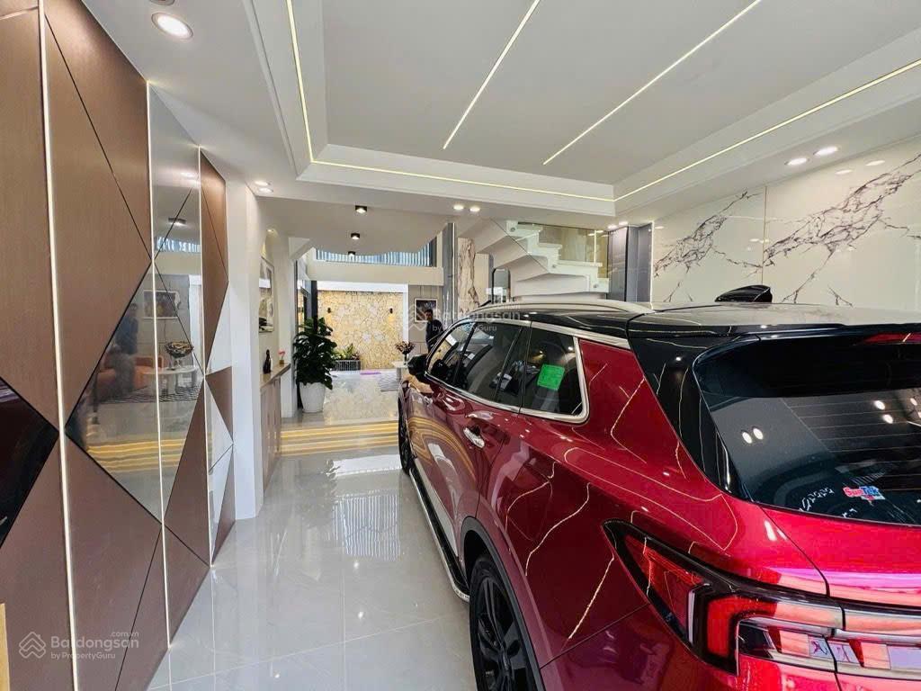 Bán nhà lê trọng tấn  mới xây 4 lầu  60m2  hẻm xe hơi giá chỉ 6 tỷ 300tr tl