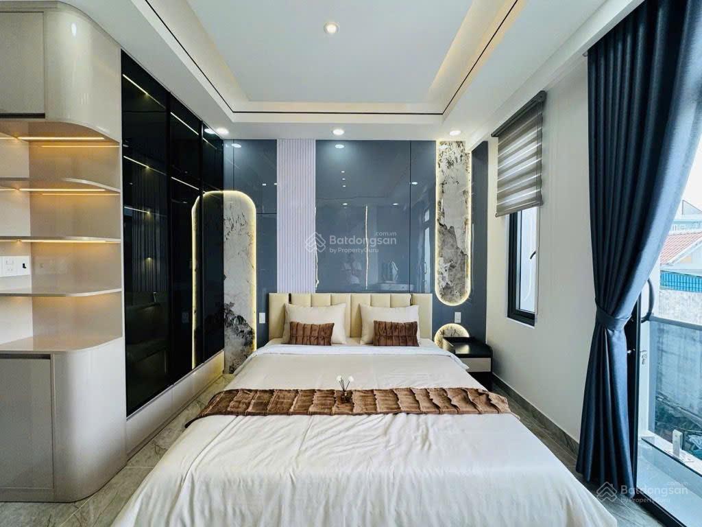 Bán nhà lê trọng tấn  mới xây 4 lầu  60m2  hẻm xe hơi giá chỉ 6 tỷ 300tr tl