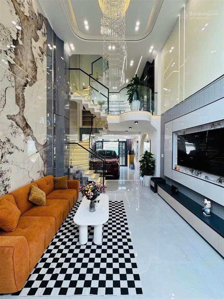 Bán nhà lê trọng tấn  mới xây 4 lầu  60m2  hẻm xe hơi giá chỉ 6 tỷ 300tr tl