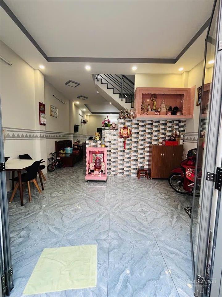 Tân hòa đông quận 6 , dt 70m2 , 2 lầu btct 4pn 4wc , shr hoàn công đủ nhỉnh 6 tỷ tl