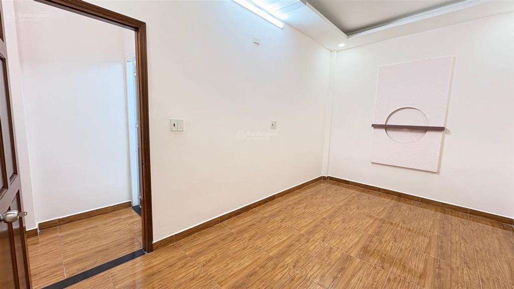 Bán nhà tây thạnh q.tân phú, dt 60m2, nhà đẹp ở liền, sổ riêng giá chỉ 5,59 tỷ