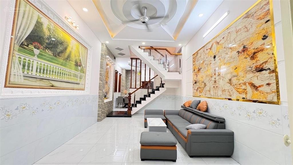 Bán nhà tây thạnh q.tân phú, dt 60m2, nhà đẹp ở liền, sổ riêng giá chỉ 5,59 tỷ