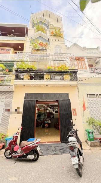 Bán nhà phạm đăng giảng q.bình tân  dt 5m x 13m  3 lầu 4pn sổ riêng giá chỉ  5,65 tỷ