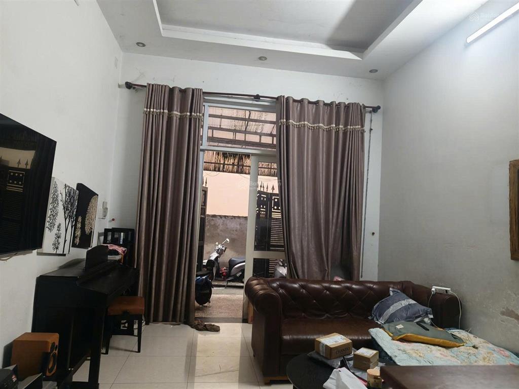 94m  nhà 3 tầng  đường số 30, bình trưng đông  ngang 4m  hẻm xe hơi  7,7 tỷ