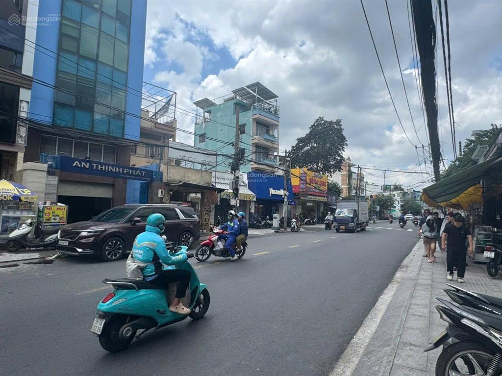 Mặt tiền lê quang định. p14 bình thạnh 7 tầng 18 phòng ks.dt 4 x23. hdt 80 triệu. giá 26ty tl