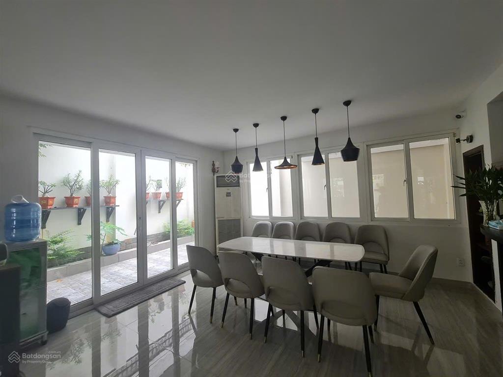 Hạ 5ty bán nhanh biệt thự nguyễn văn trỗi . p11 phú nhuận . dt 18 x12. 1 tầng 36ty tl