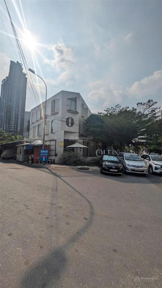 Hạ giá 180ty về 150ty 2 mặt tiền giang văn minh. thảo điền q2 . dt 496m giá 150ty hdt 5000usd