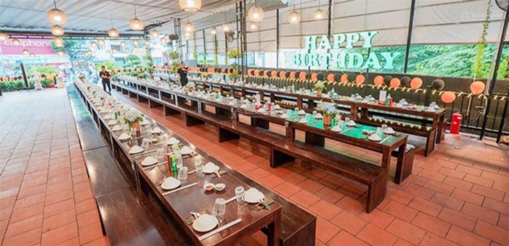 Cho thuê mặt tiền phan đăng lưu. 2mt phường 2 phú nhuận. dt 16 x48 hậu 25. giá thuê 320 triệu
