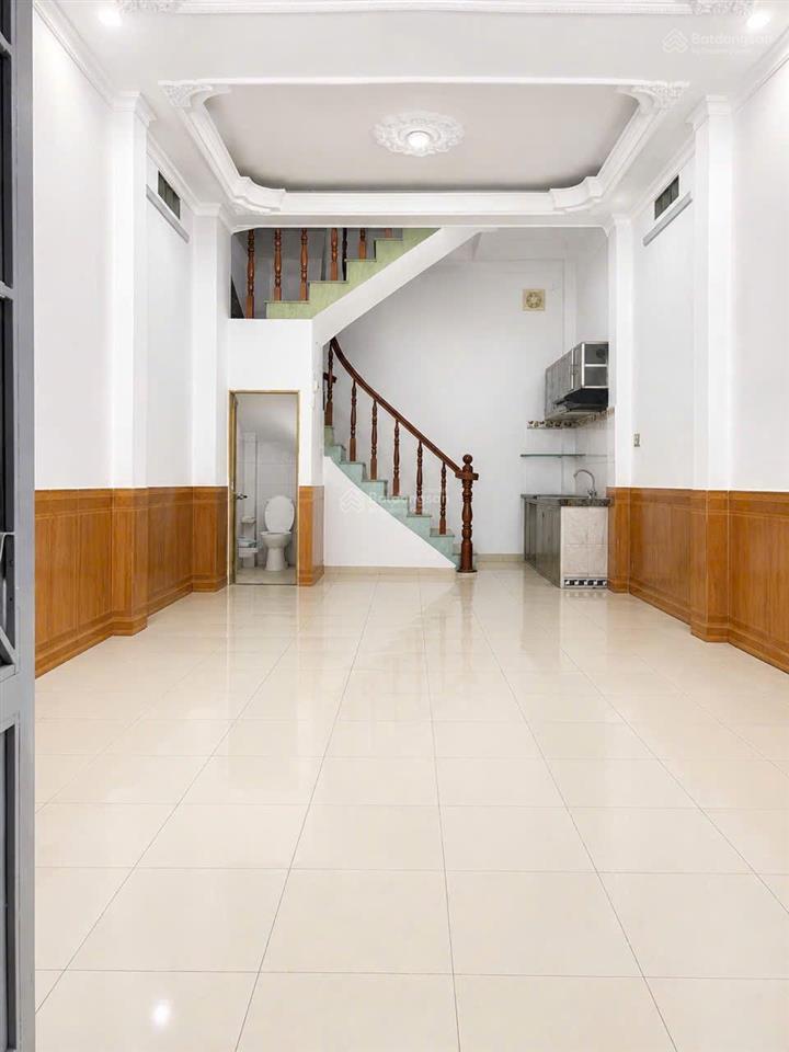 Cho thuê nhà nguyên căn, nguyễn văn lượng gò vấp, dt 4,5 x 15m kết cấu 3 lầu 17 triệu/th