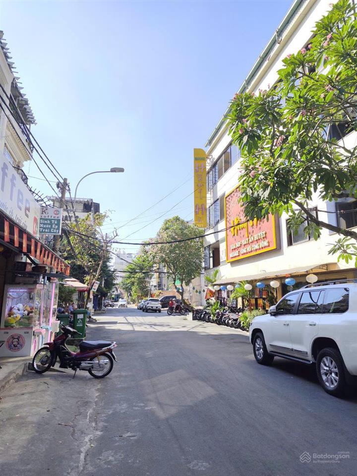 Cho thuê nhà kho nguyên căn. đặng thùy trâm. p13 bình thạnh. dt 5x20 1 lầu. 18 triệu tl