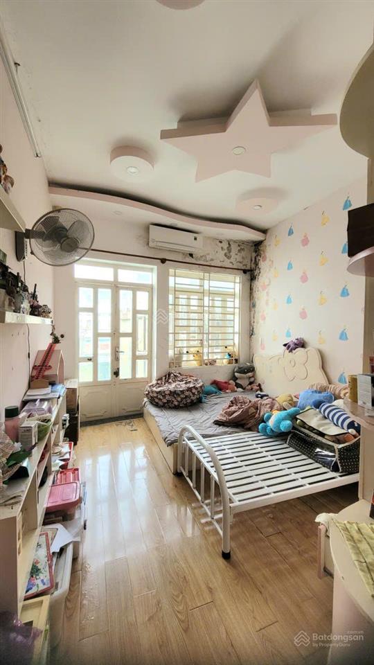 Cần tiền bán gấp, nhà nguyễn văn đậu, p11, bình thạnh. đường 8m ô tô. dt 90m2. giá 8tỷ5 tl