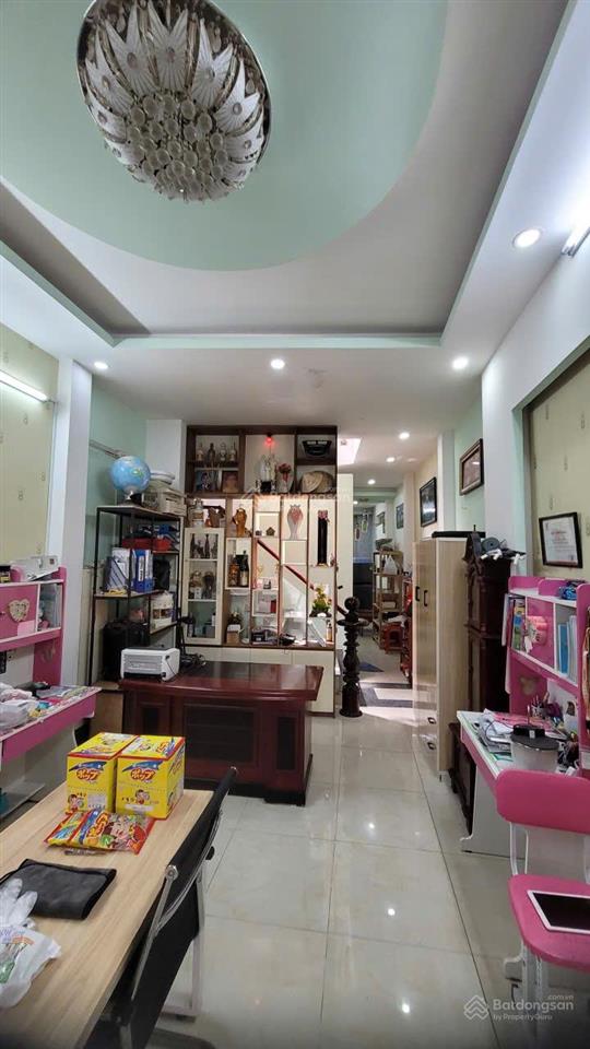 Cần tiền bán gấp, nhà nguyễn văn đậu, p11, bình thạnh. đường 8m ô tô. dt 90m2. giá 8tỷ5 tl