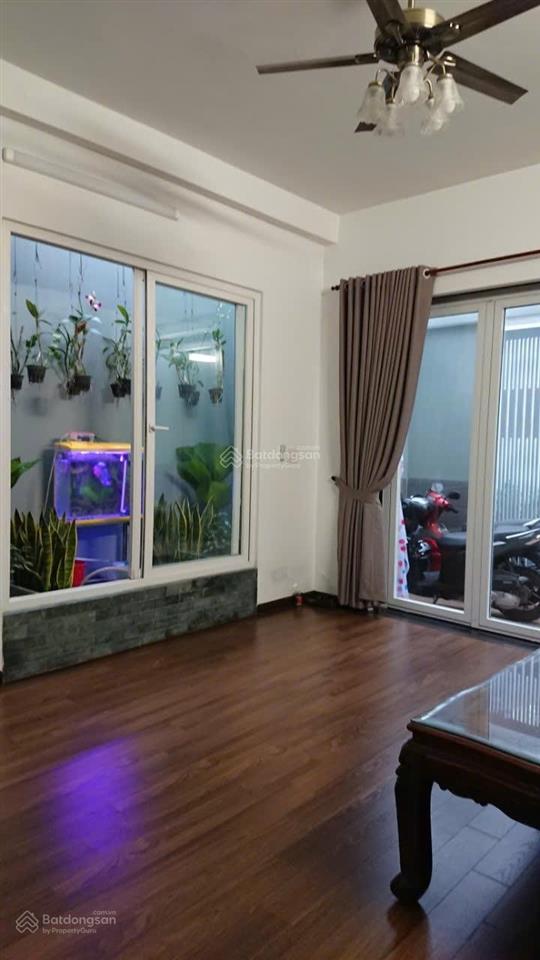 Bán nhà hẻm xe hơi vào nhà hoàng quốc việt, quận 7, ngang 5m, 92m2, 3 tầng, không quy hoạch, 8,6 tỷ