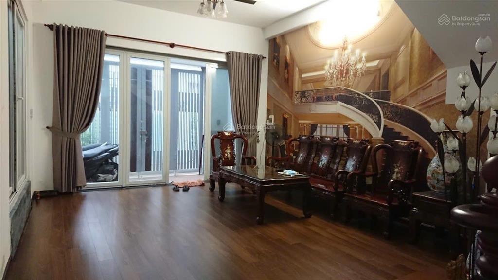 Bán nhà hẻm xe hơi vào nhà hoàng quốc việt, quận 7, ngang 5m, 92m2, 3 tầng, không quy hoạch, 8,6 tỷ