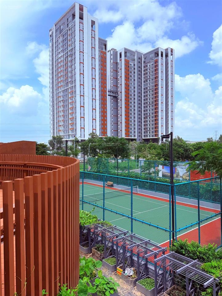 Căn essensia sky lầu cao giá siêu tốt hiện tại chỉ 5,3 tỷ all in